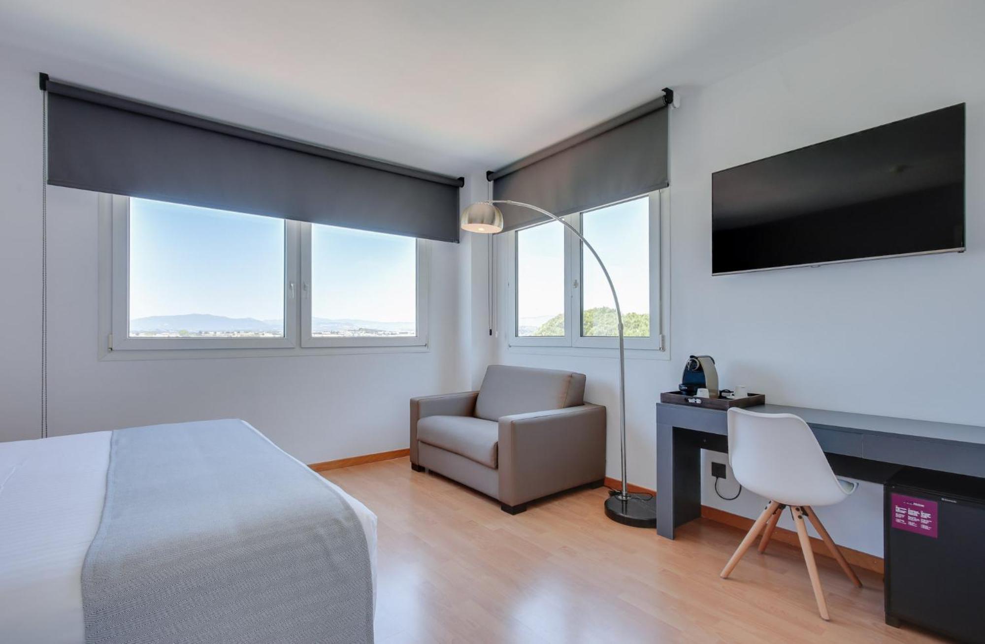 Augusta Barcelona Valles Гранольерс Экстерьер фото